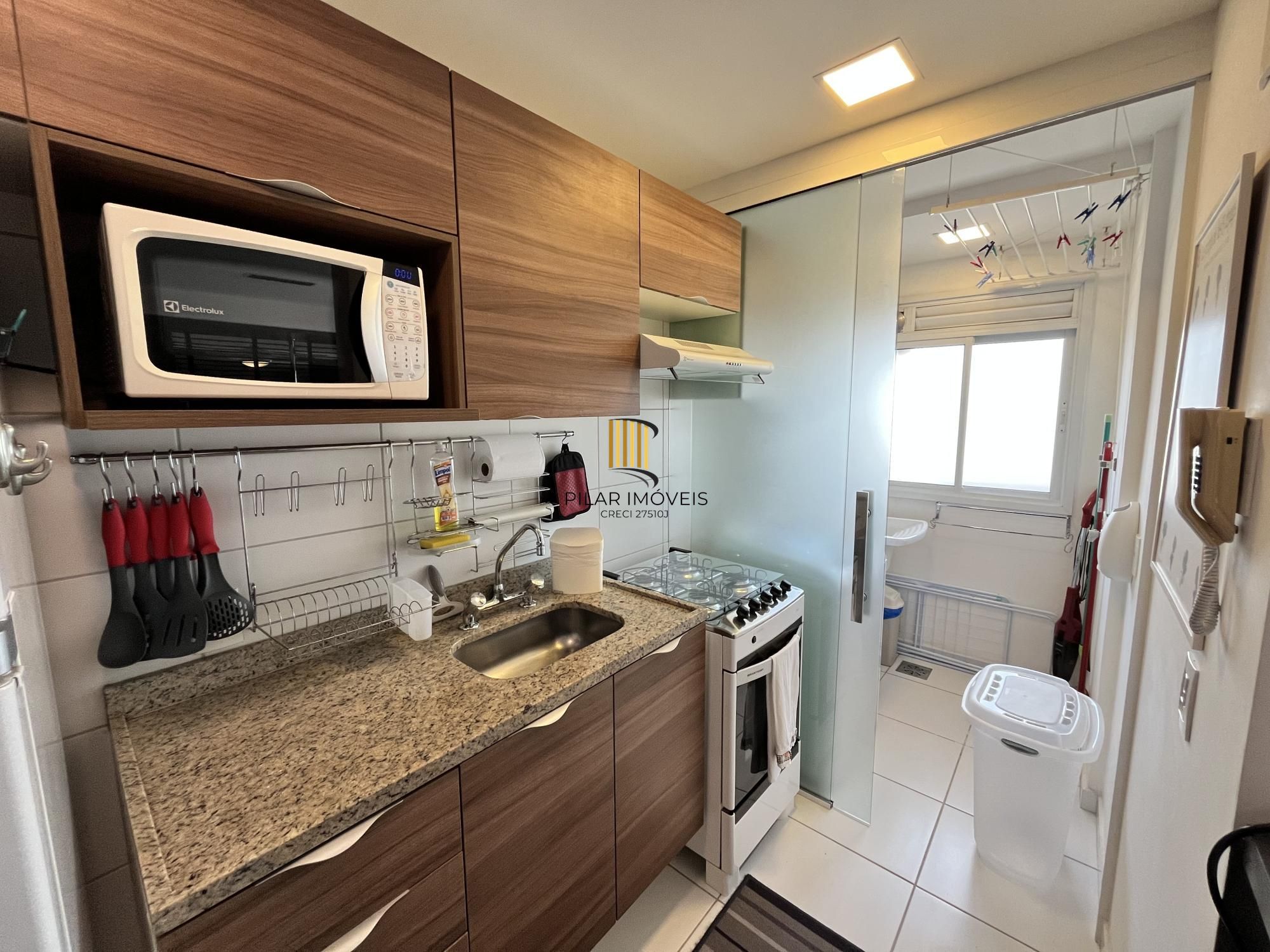Apartamento de 2 quartos, transformados em 1 e vaga de garagem bairro S. Geraldo