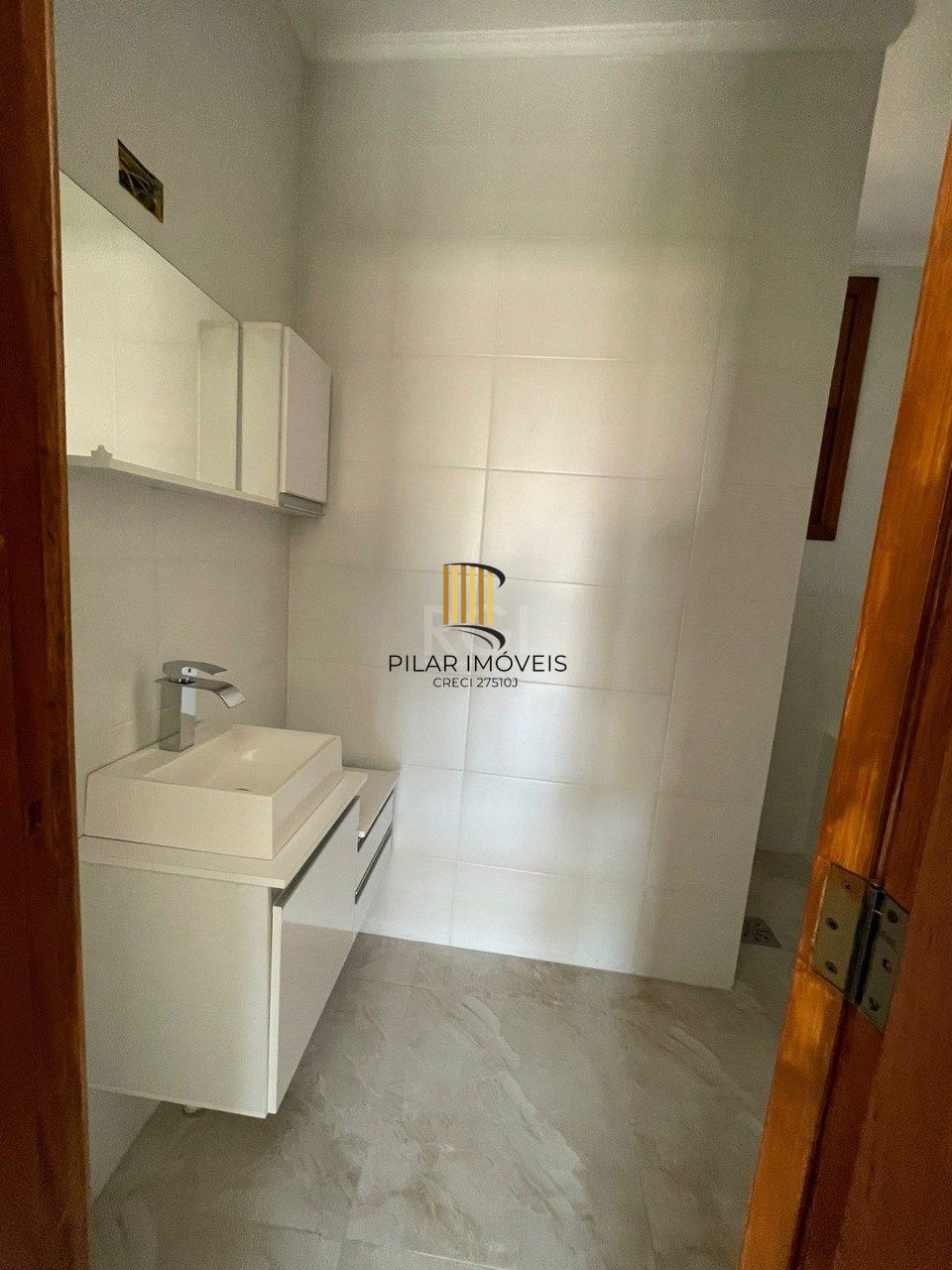 Casa Condominio, 3 dormitórios, sendo 3 suites, 2 vagas - Santo Antonio