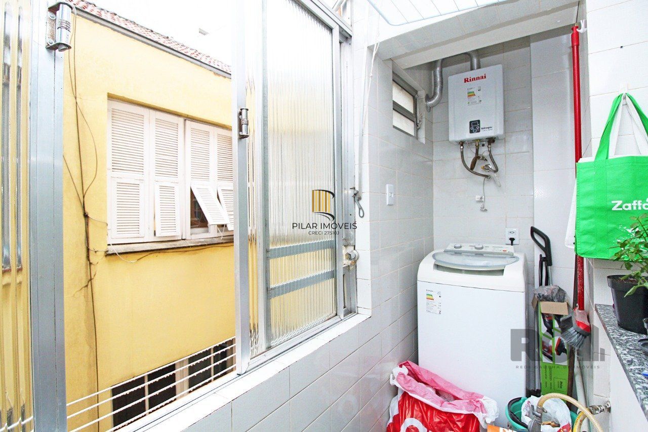 Apartamento para Venda - 68m², 2 dormitórios, sendo 1 suites, Cidade Baixa