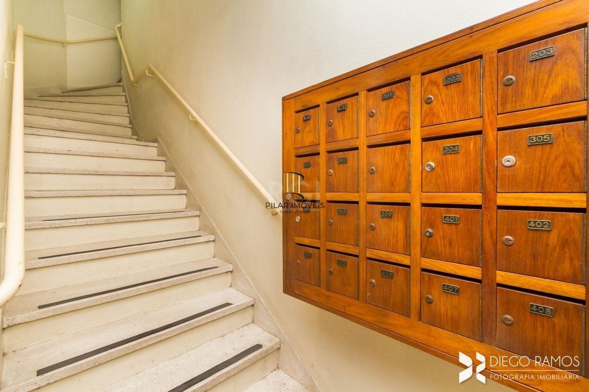 Conjunto/Sala para Venda - 96m², 0 dormitórios, Bom Fim