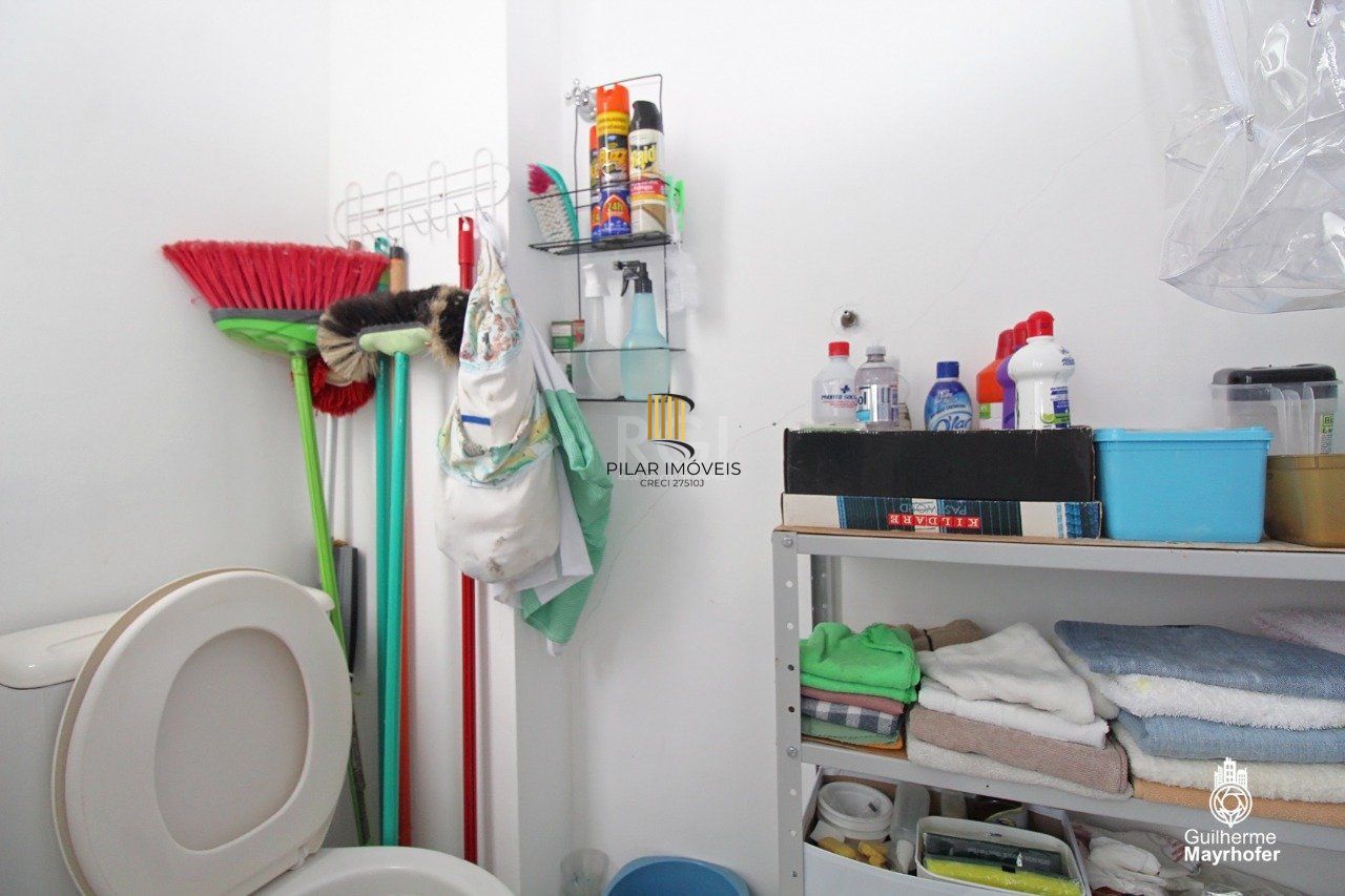 Apartamento de dois quartos e uma vaga de garagem no bairro Tristeza em Porto Alegre