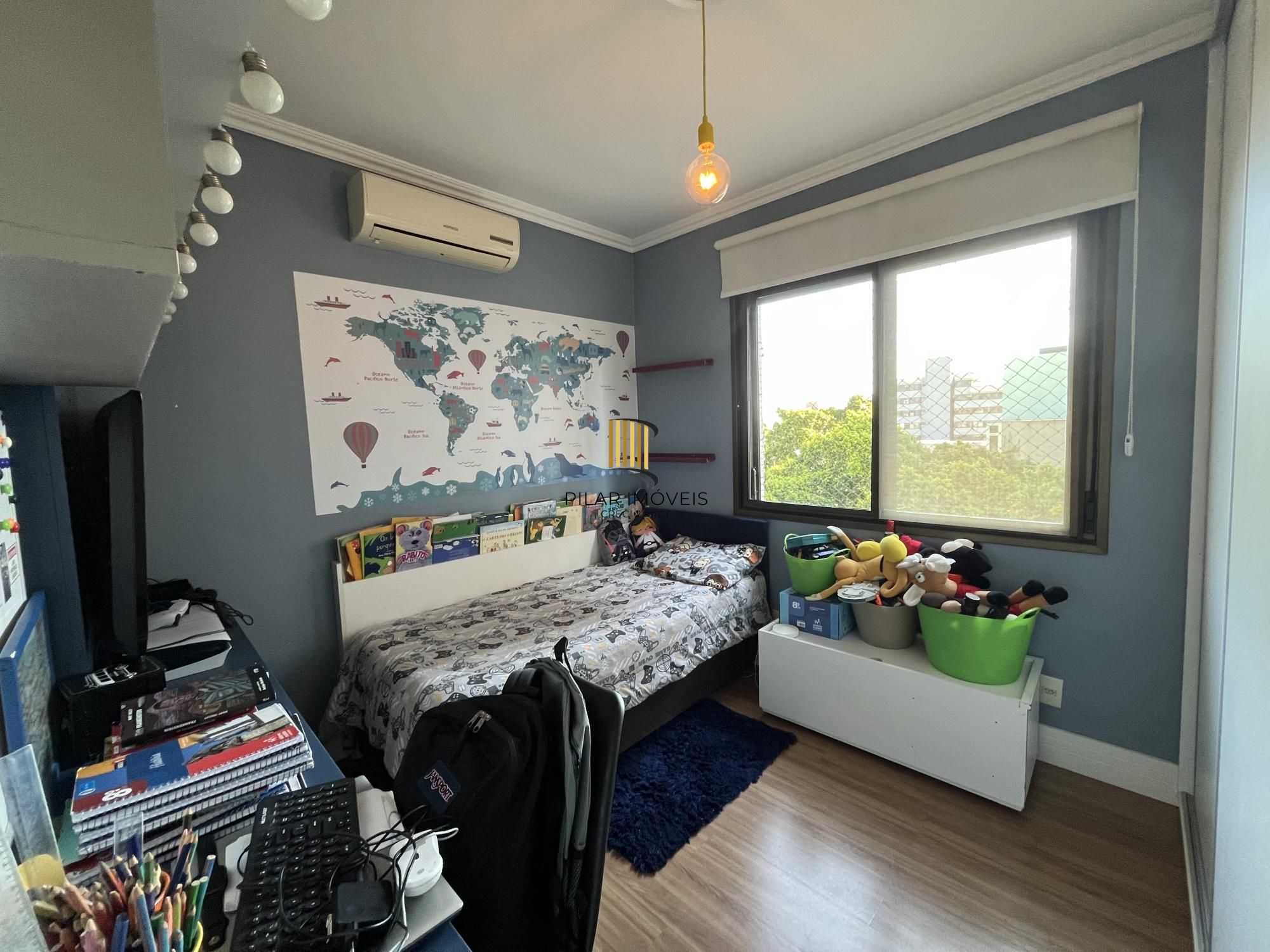 Apartamento de 3 quartos, suíte e 1 vaga de garagem no Bairro Menino Deus em POA