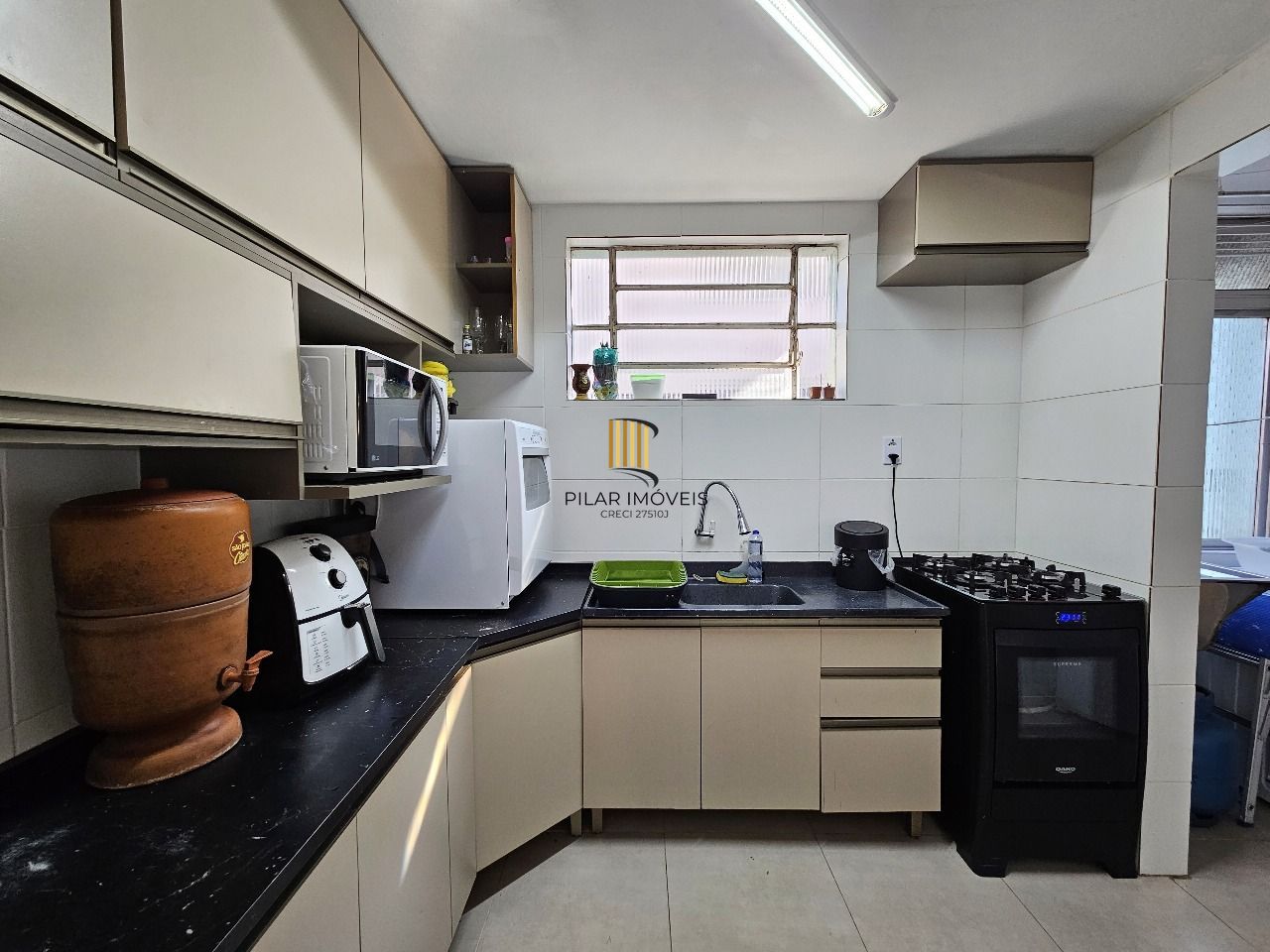 Apartamento de 3 quartos e 1 vaga de garagem rotativa no bairro Rio Branco POA