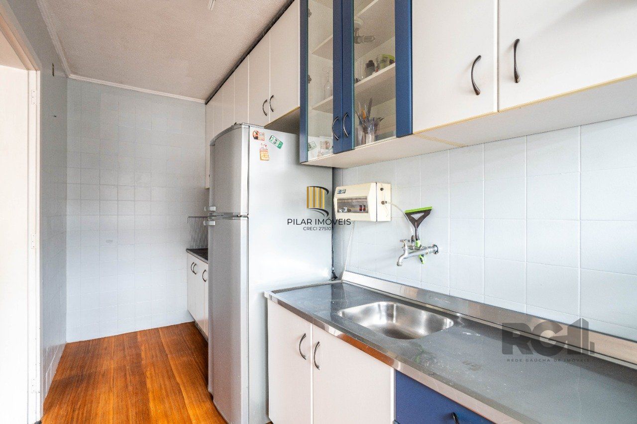 Apartamento 2 dormitórios vaga garagem escriturada mobiliado bairro Petrópolis