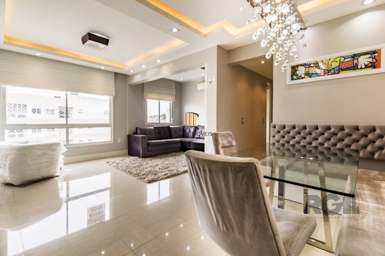   Excelente apartamento semi mobiliado de 3 quartos (dormitórios) transformados em 2 quartos, suíte, churrasqueira e 2 vagas de garagem no bairro Jardim Carvalho em Porto Alegre.