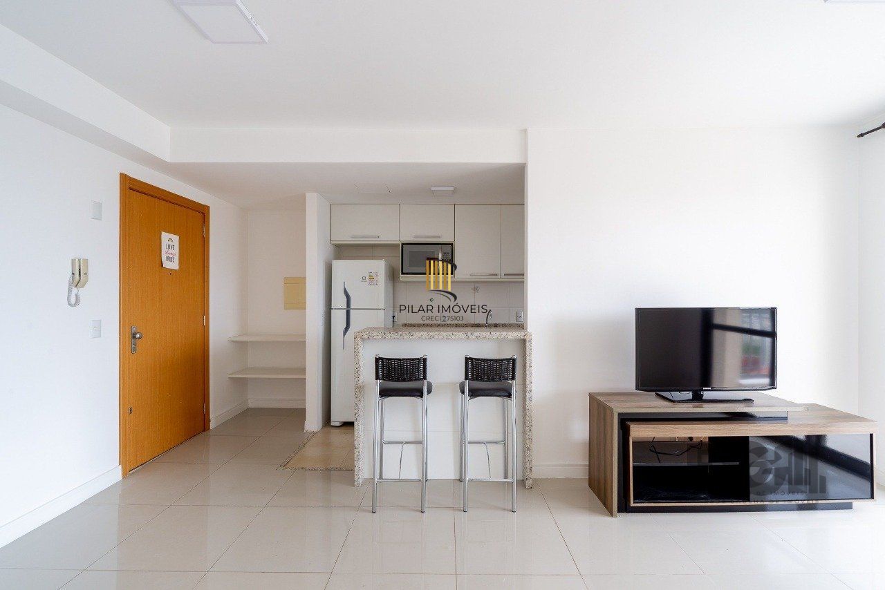 Apartamento Para Comprar Com 1 Dormitório , 57 m² R$ 600.000,00 - Três Figueiras