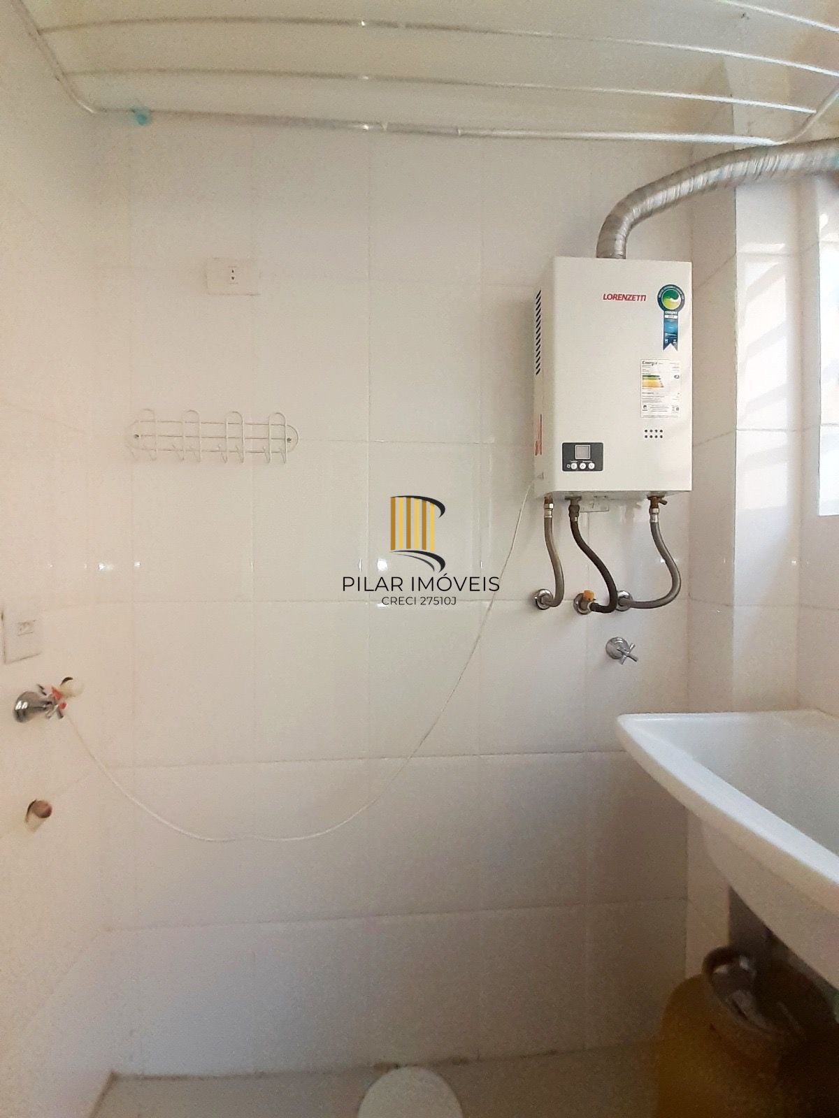 Apartamento de dois quartos no bairro Menino Deus em Porto Alegre