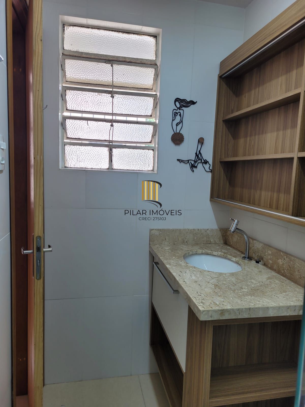 Ótimo apto 1 dormitório super claro semimobiliado