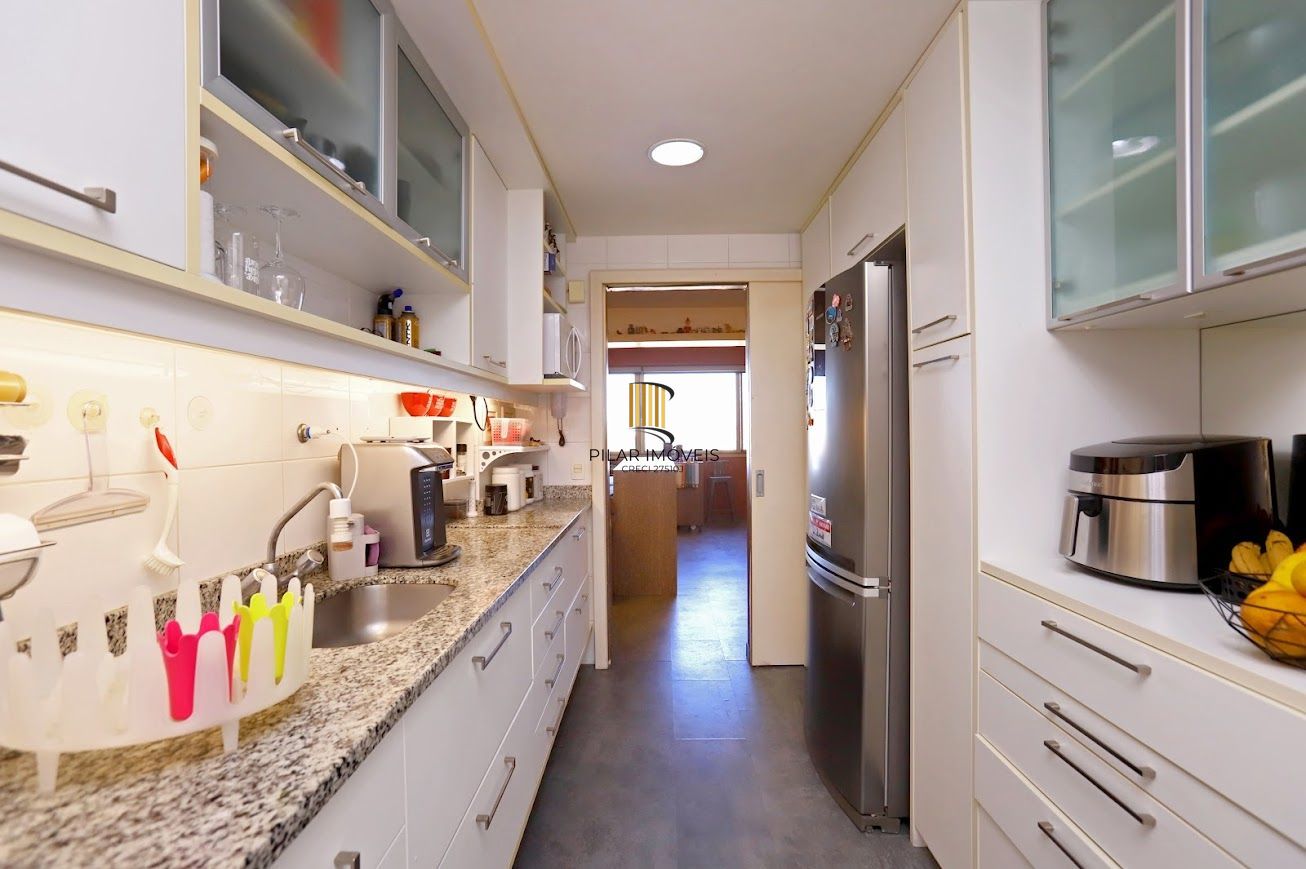 Excelente apartamento de 3 dormitórios sendo 1 suíte e 2 vagas no Higienópolis.