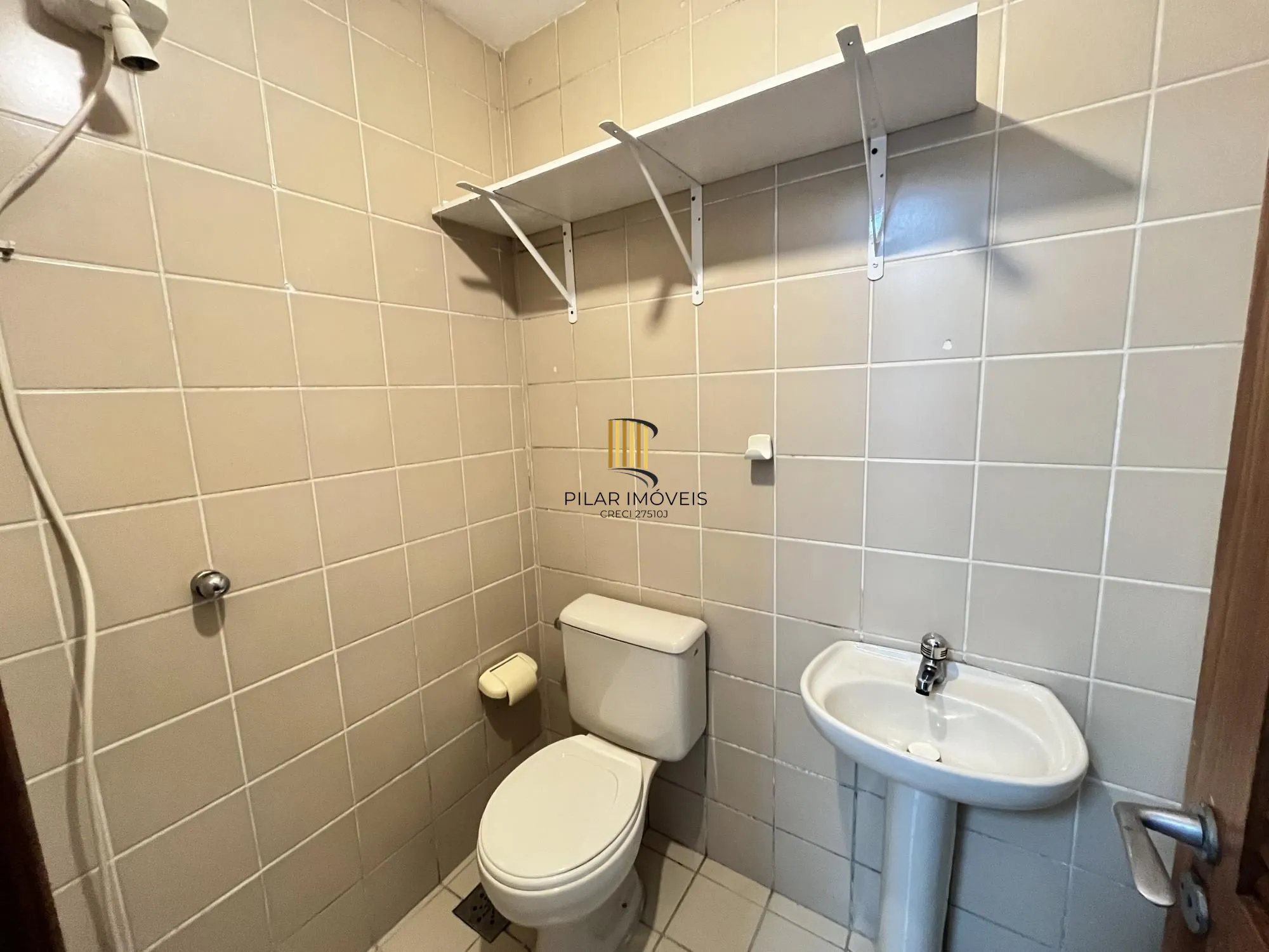 Apartamento de 3 quartos e 1 vaga de garagem no bairro Chácara da Pedras em POA