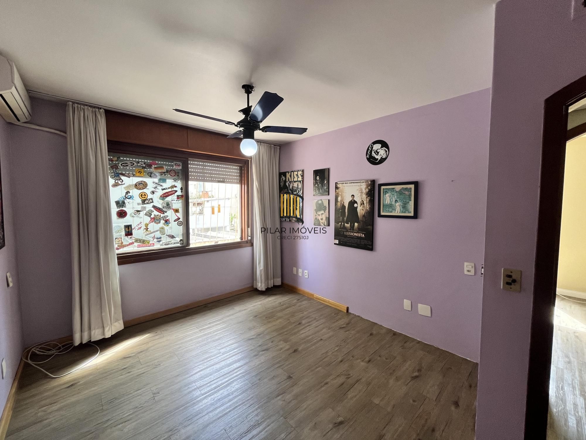 Apartamento de 4 quartos, suíte, amplo closet, dependência e 2 vagas de garagem