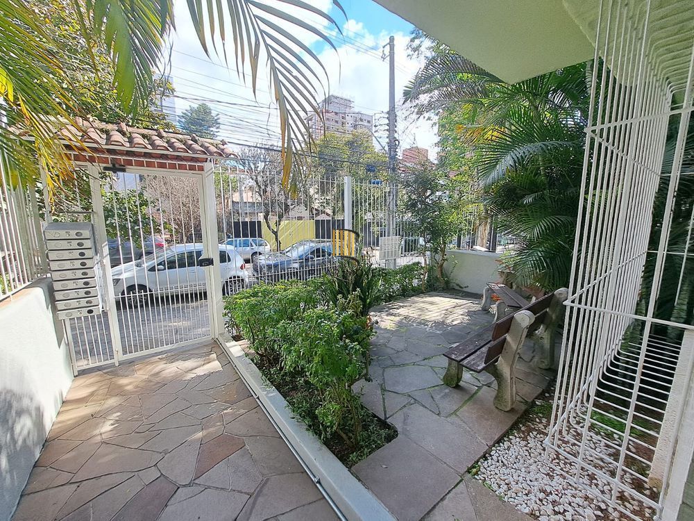 Apartamento de 2 quartos no bairro Auxiliadora em Porto Alegre