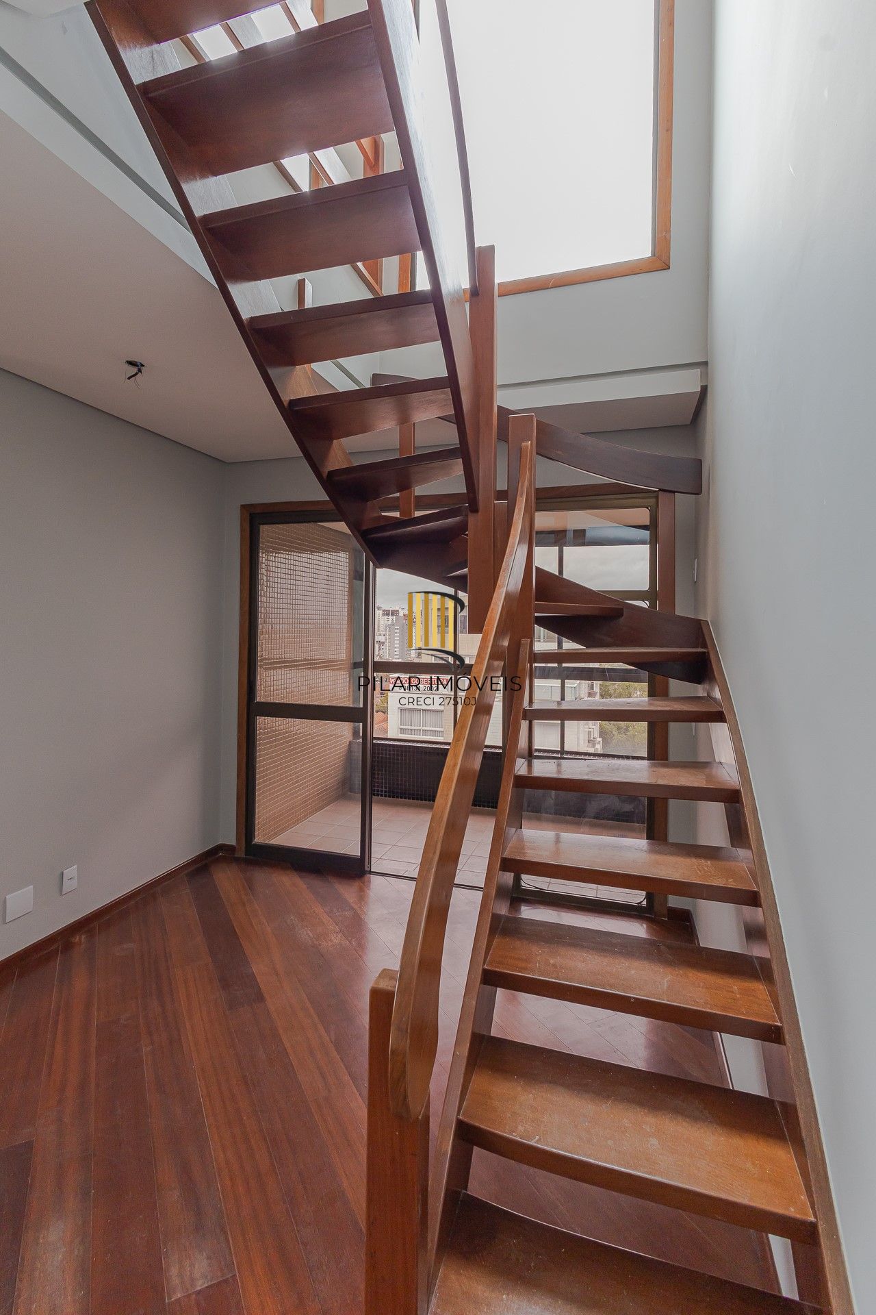 Cobertura 3 dormitórios no bairro São João