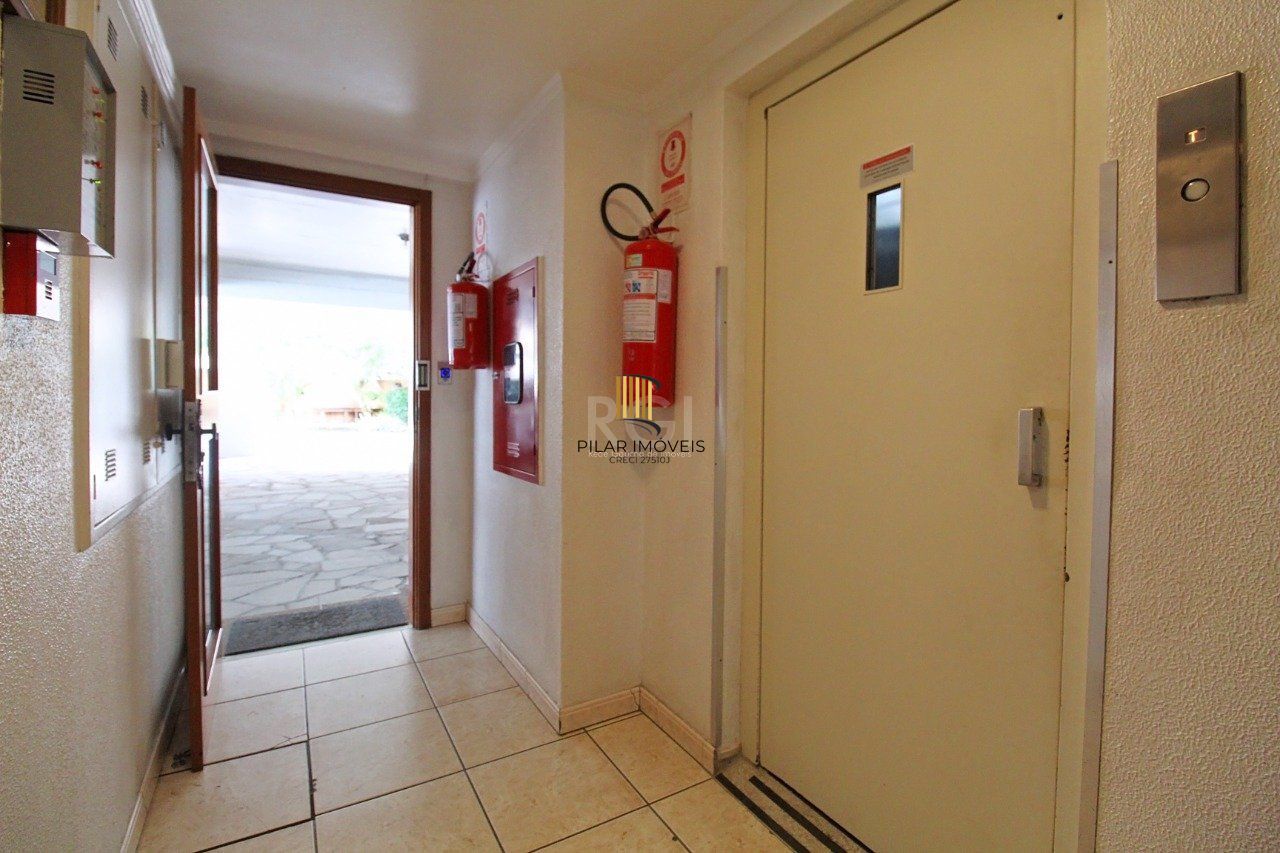 Apartamento para Venda - 100m², 2 dormitórios, 1 vaga - Menino Deus