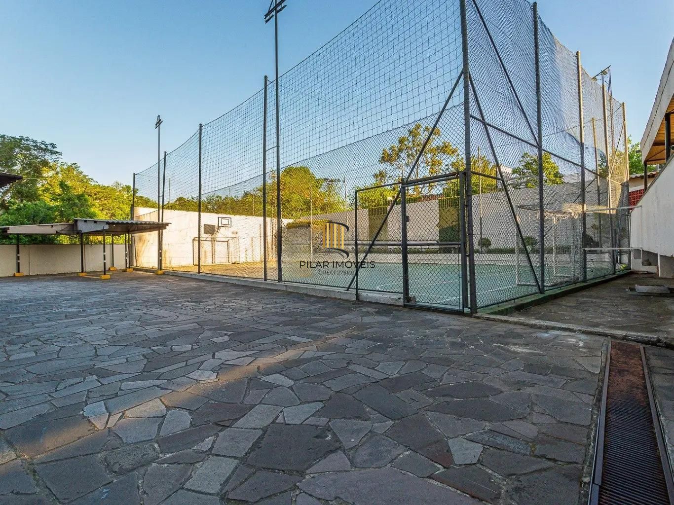 Apartamento de 2 quartos, 76m² privativos e 1 vaga de garagem junto ao Carrefour