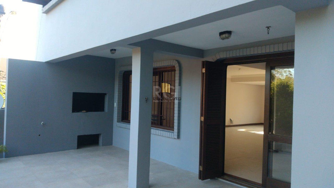 Casa para Venda - 204.81m², 4 dormitórios, sendo 1 suites, 2 vagas - Cristal
