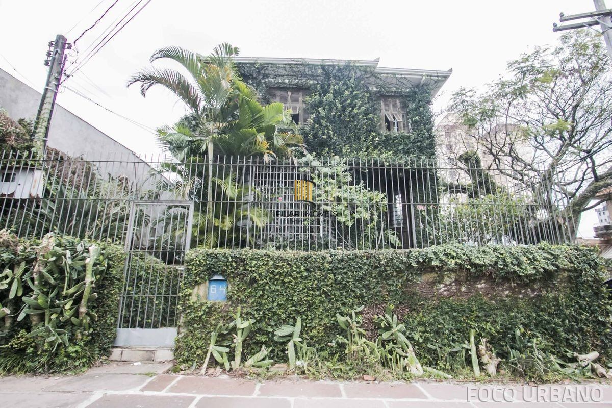 Casa para Venda - 250m², 4 dormitórios, 2 vagas - Petrópolis - Pilar Imóveis