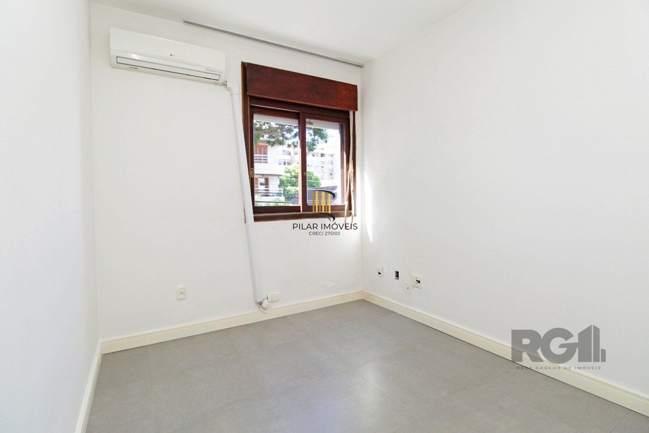 Apartamento de 2 dormitórios e 1 vaga de garagem no bairro Santana em Porto Alegre