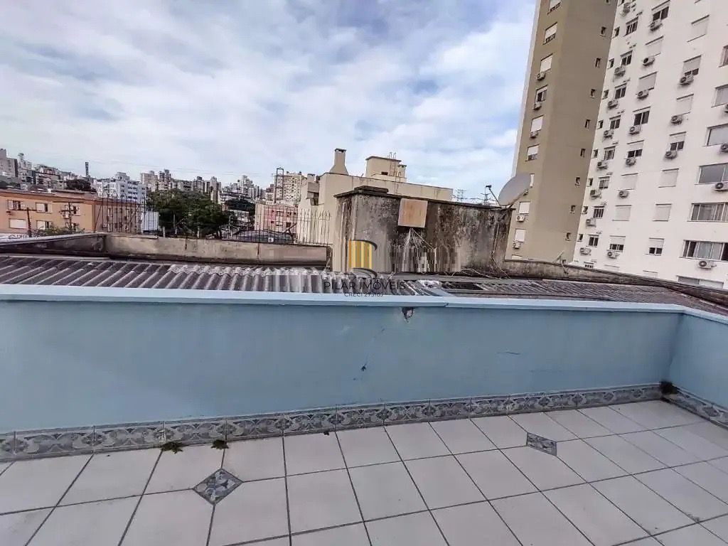 Apartamento de dois quartos no bairro Rio Branco em Porto Alegre