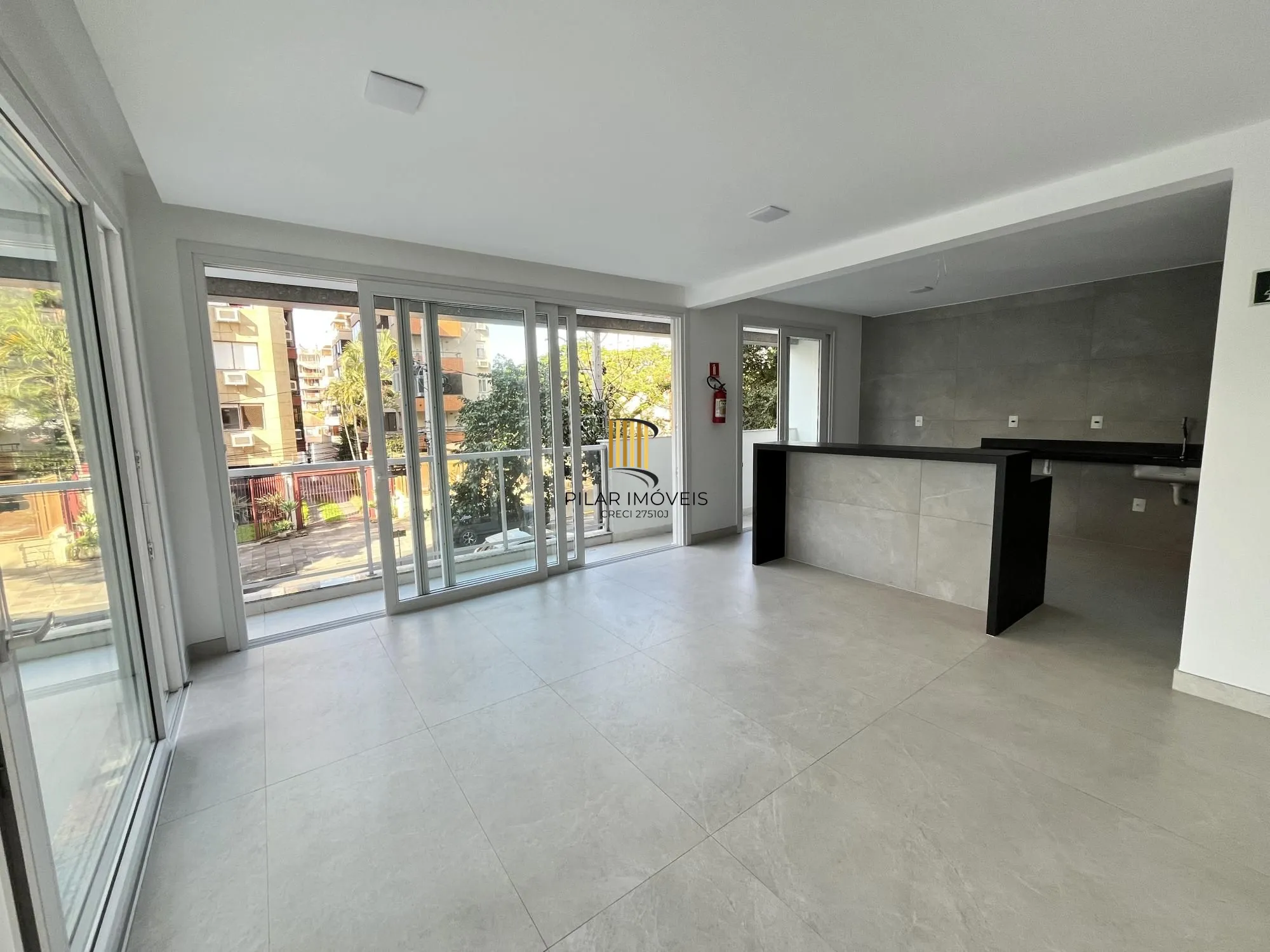 Apartamento com 3 suítes no bairro São João em Porto Alegre