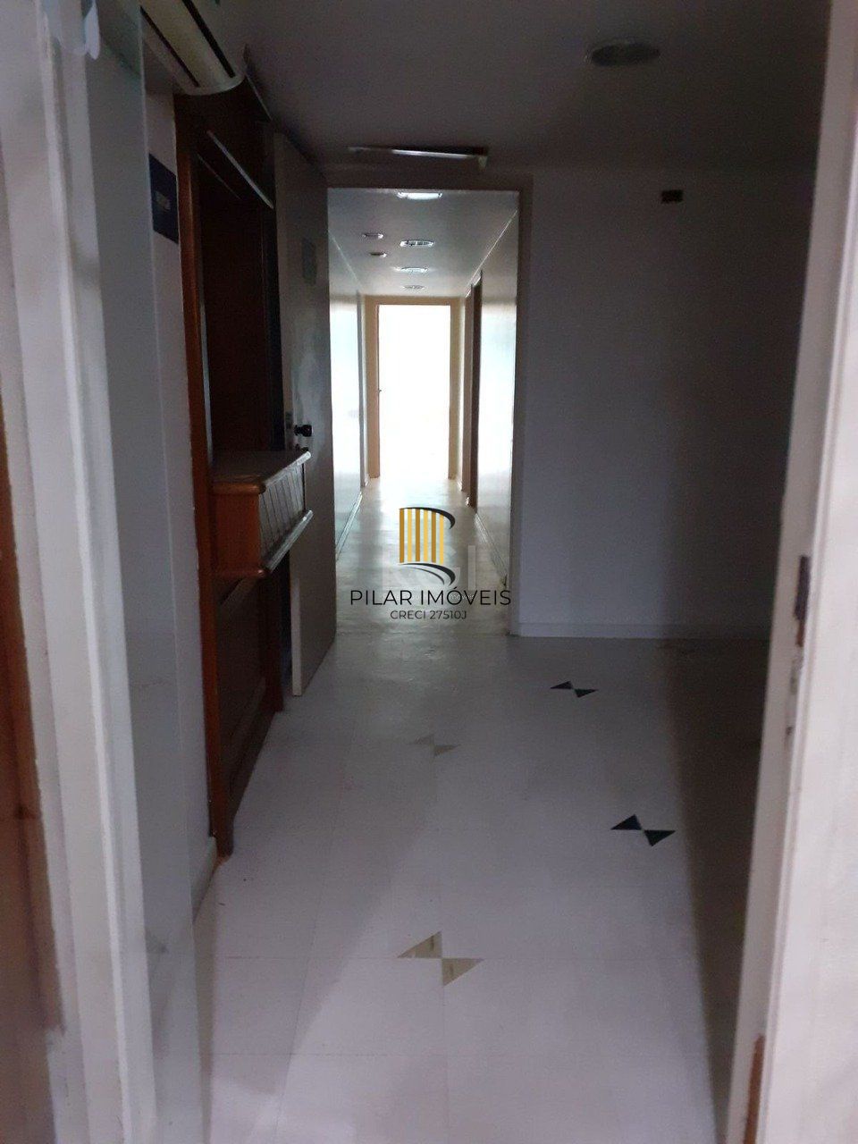 Conjunto/Sala para Venda - 96m², 0 dormitórios, Bom Fim