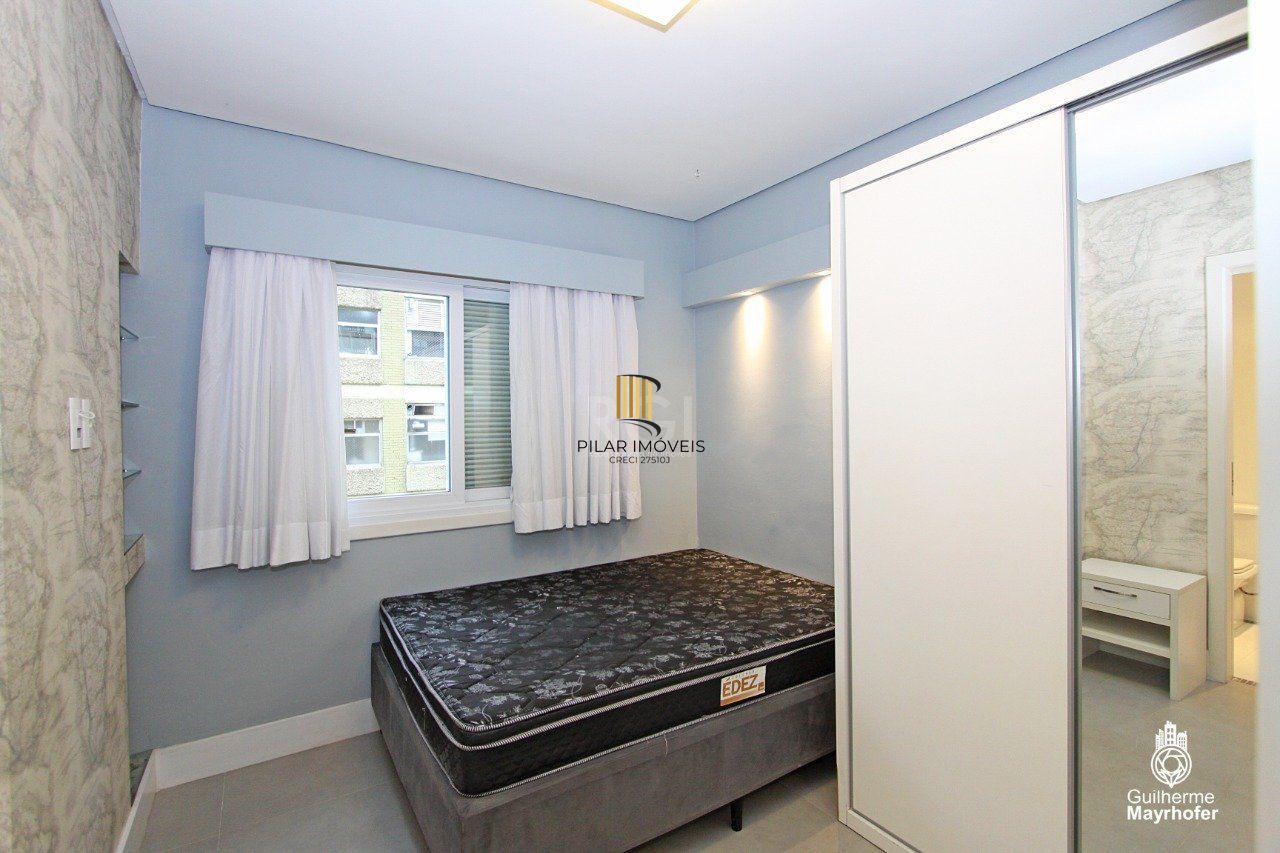 Cobertura para Venda - 327m², 3 dormitórios, sendo 3 suites, 5 vagas - Petrópolis