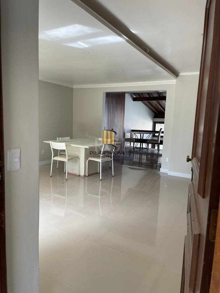 Casa Condominio para Venda - 150m², 3 dormitórios, sendo 1 suites, 2 vagas - Santo Antonio