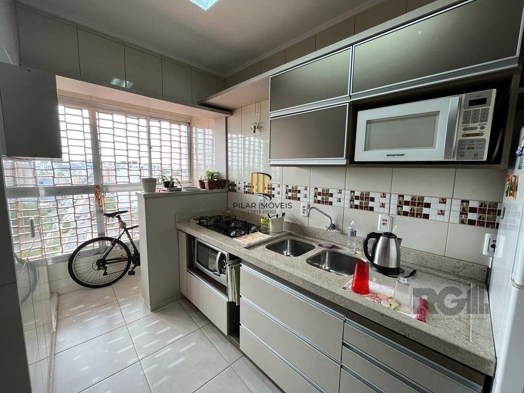 Apartamento 2 dormitórios no bairro Farroupilha