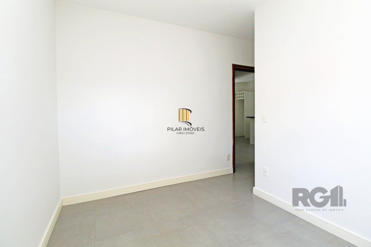 Apartamento de 2 dormitórios e 1 vaga de garagem no bairro Santana em Porto Alegre