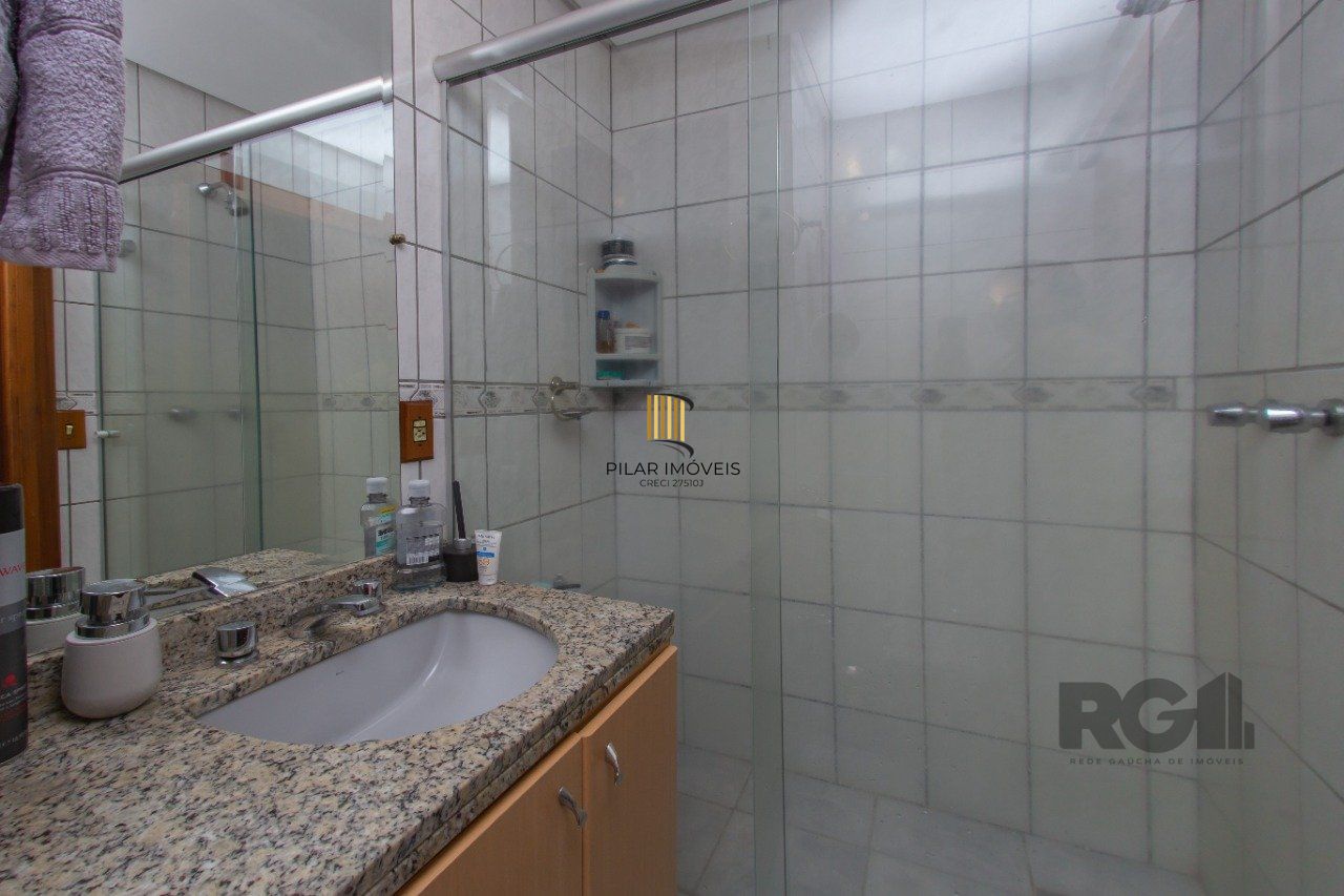 Apartamento para Venda - 73.28m², 3 dormitórios, suíte e 1 vaga - Menino Deus