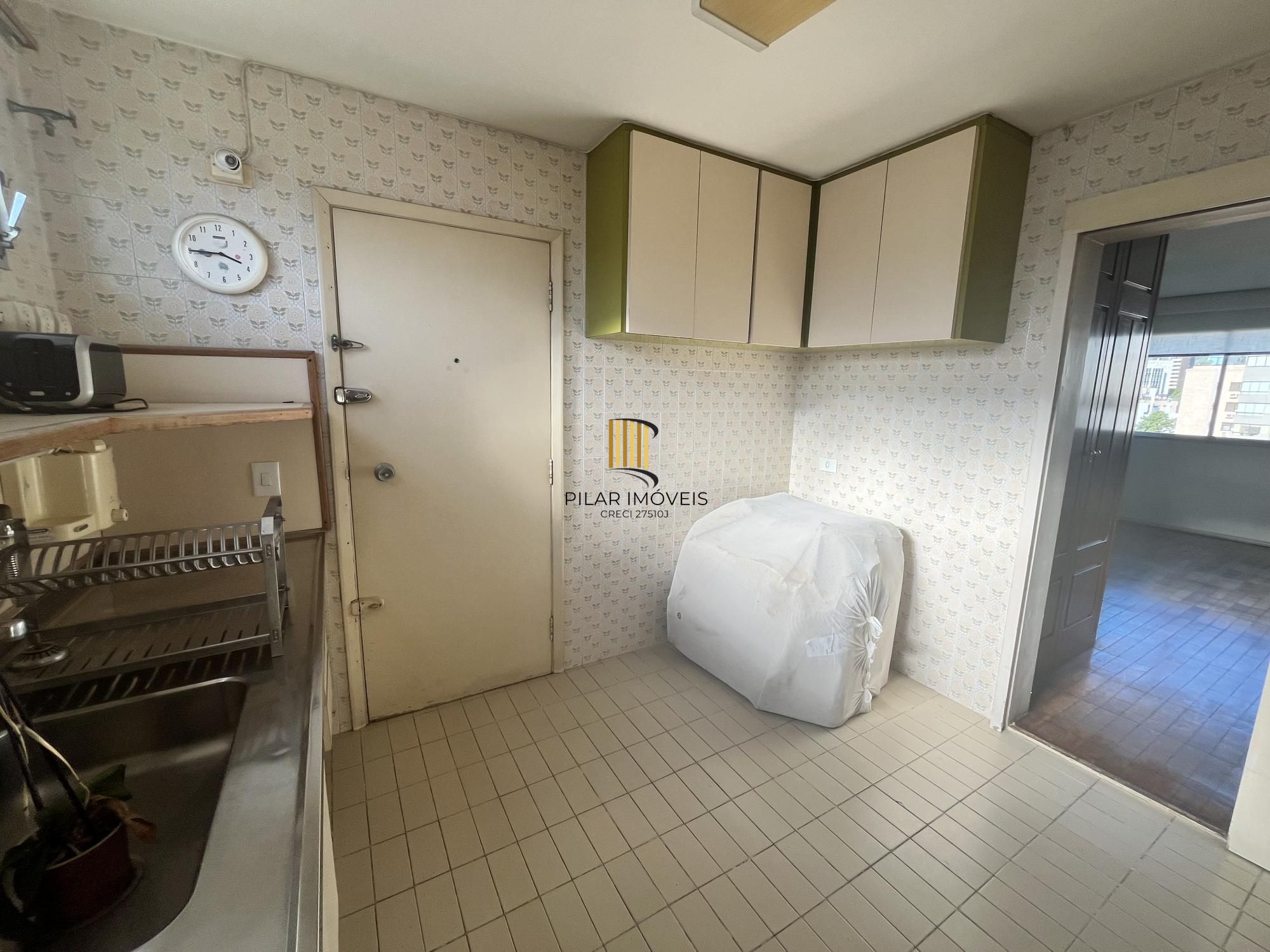 Apartamento de 3 quartos, suíte, dependência de empregada e 2 vagas Bela Vista