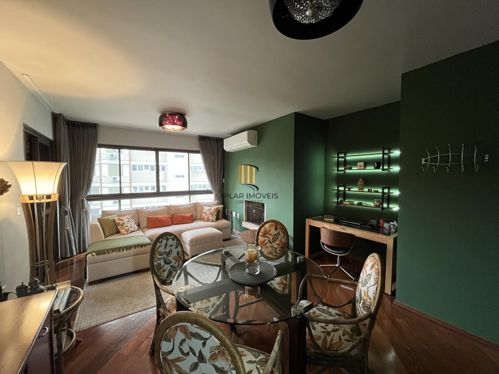 Apartamento de 2 quartos, suíte, churrasqueira, lareira e garagem Bela Vista POA