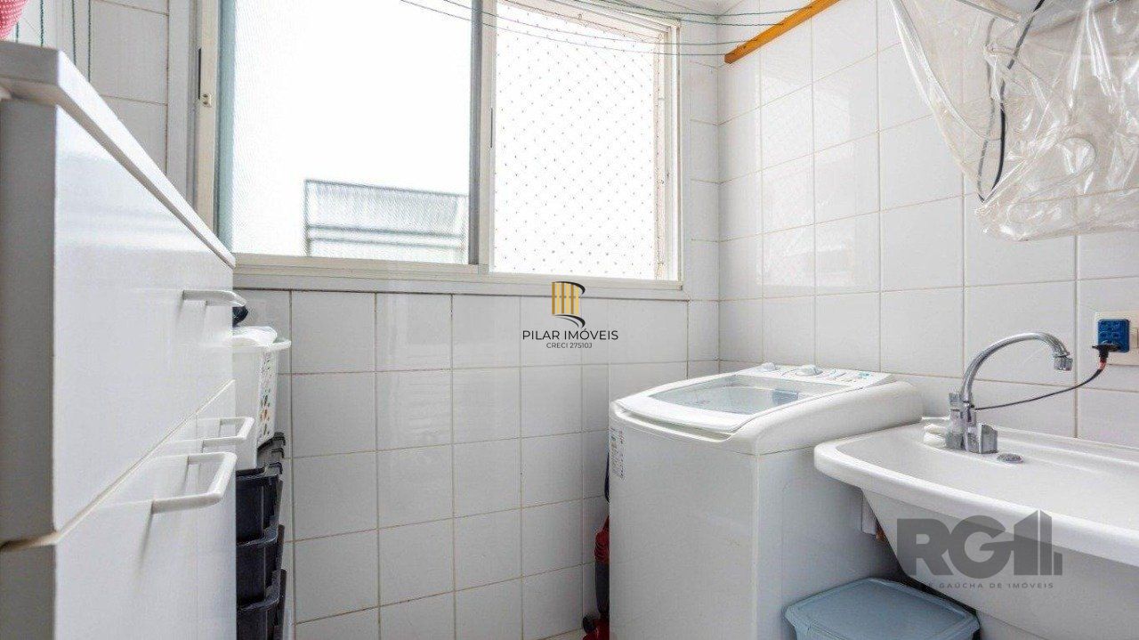 Apartamento de 3 quartos, suíte e 2 vagas de garagem no bairro Jardim Botânico