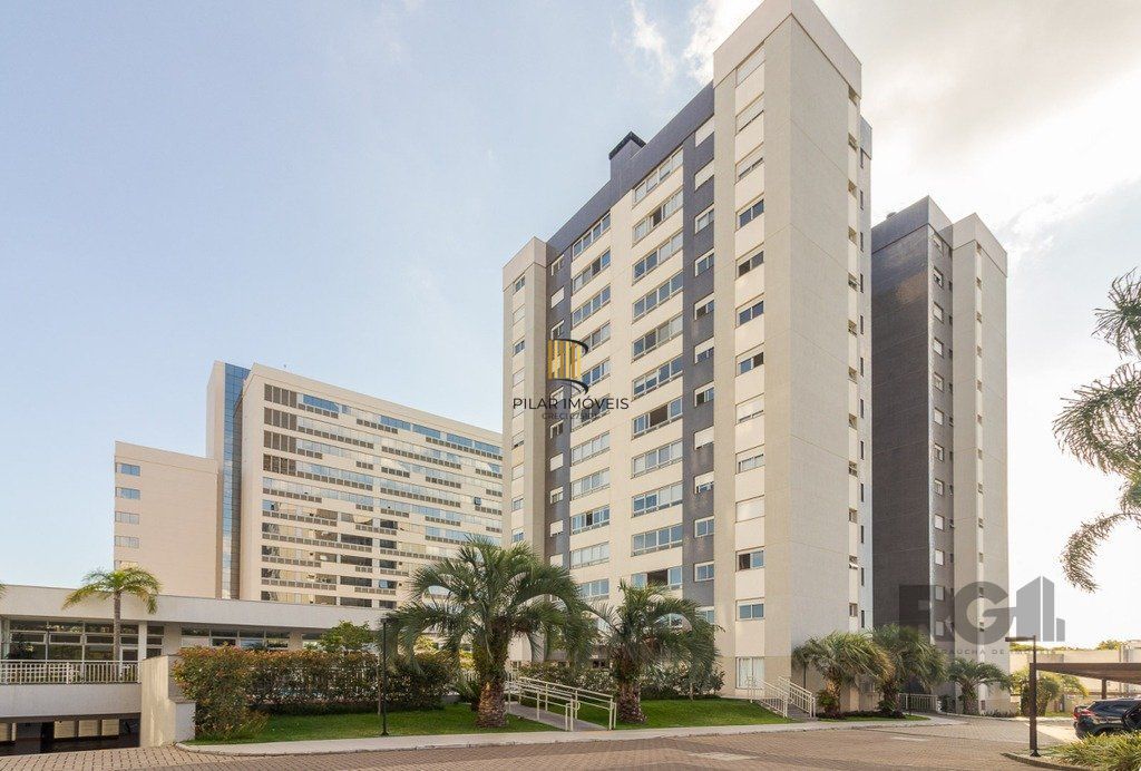 Apartamento 3 dormitórios, sendo 1 suíte, 102 m² de área privativa e 2 vaga(s) de garagem. Localizado na Rua/Av. Sao Josemaria Escriva, no bairro Central Parque em Porto Alegre.	