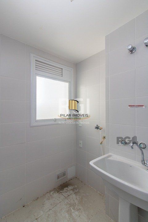 Apartamento para Venda - 82.5m², 3 dormitórios, sendo 1 suites, 1 vaga - Passo da Areia