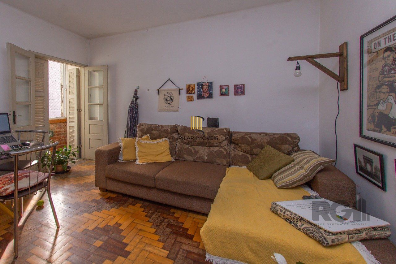 Apartamento 2 dormitórios no bairro Farroupilha