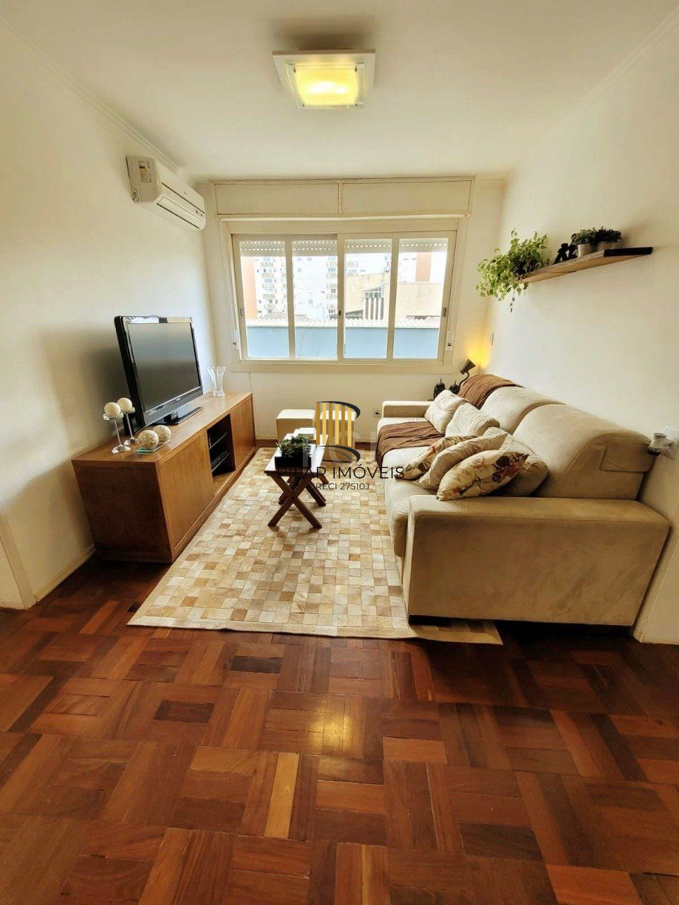Apartamento para Venda - 100m², 2 dormitórios, 1 vaga - Menino Deus