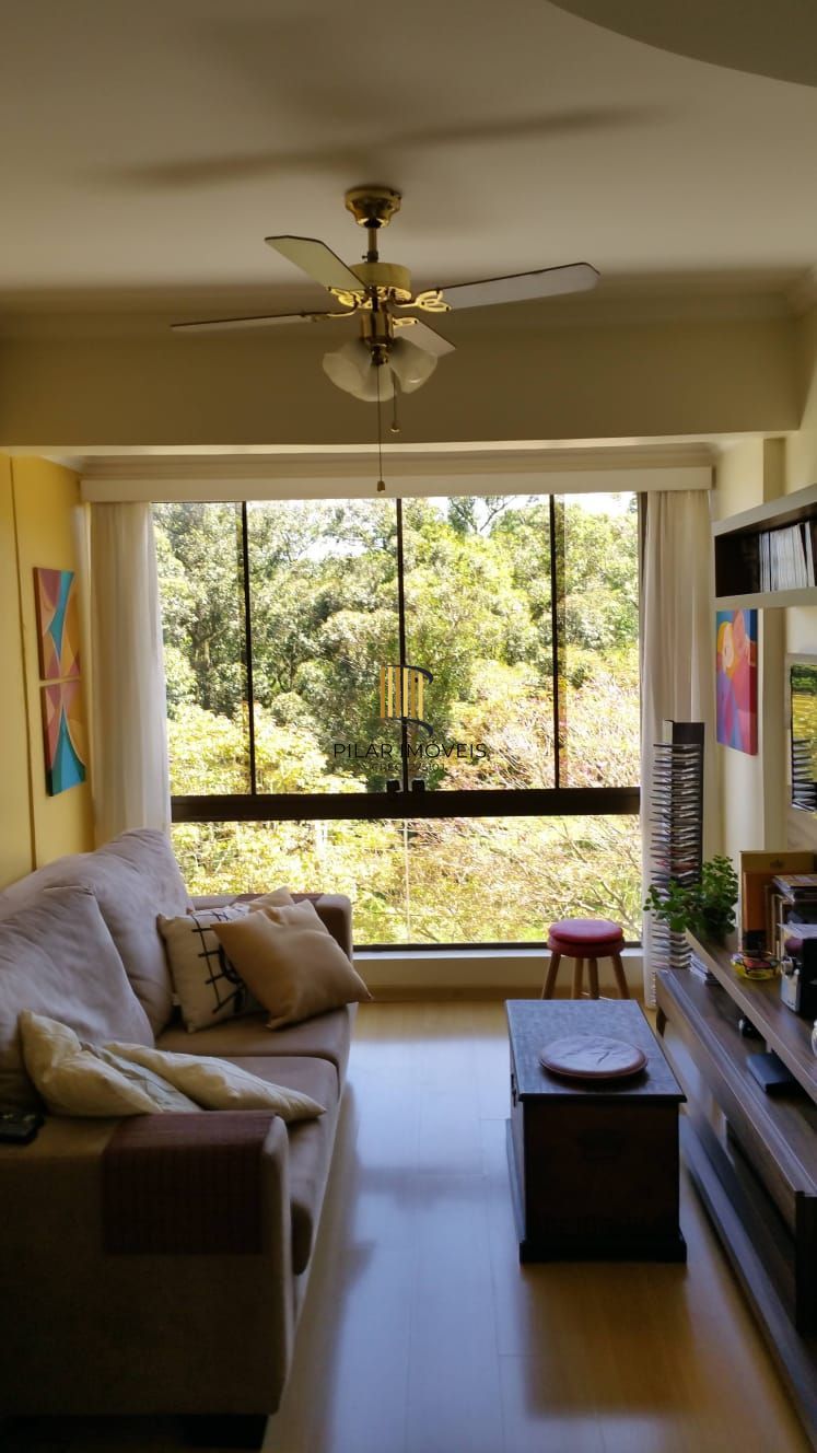 Apartamento de 2 quartos e 1 vaga de garagem no bairro Morro Santana em POA/RS