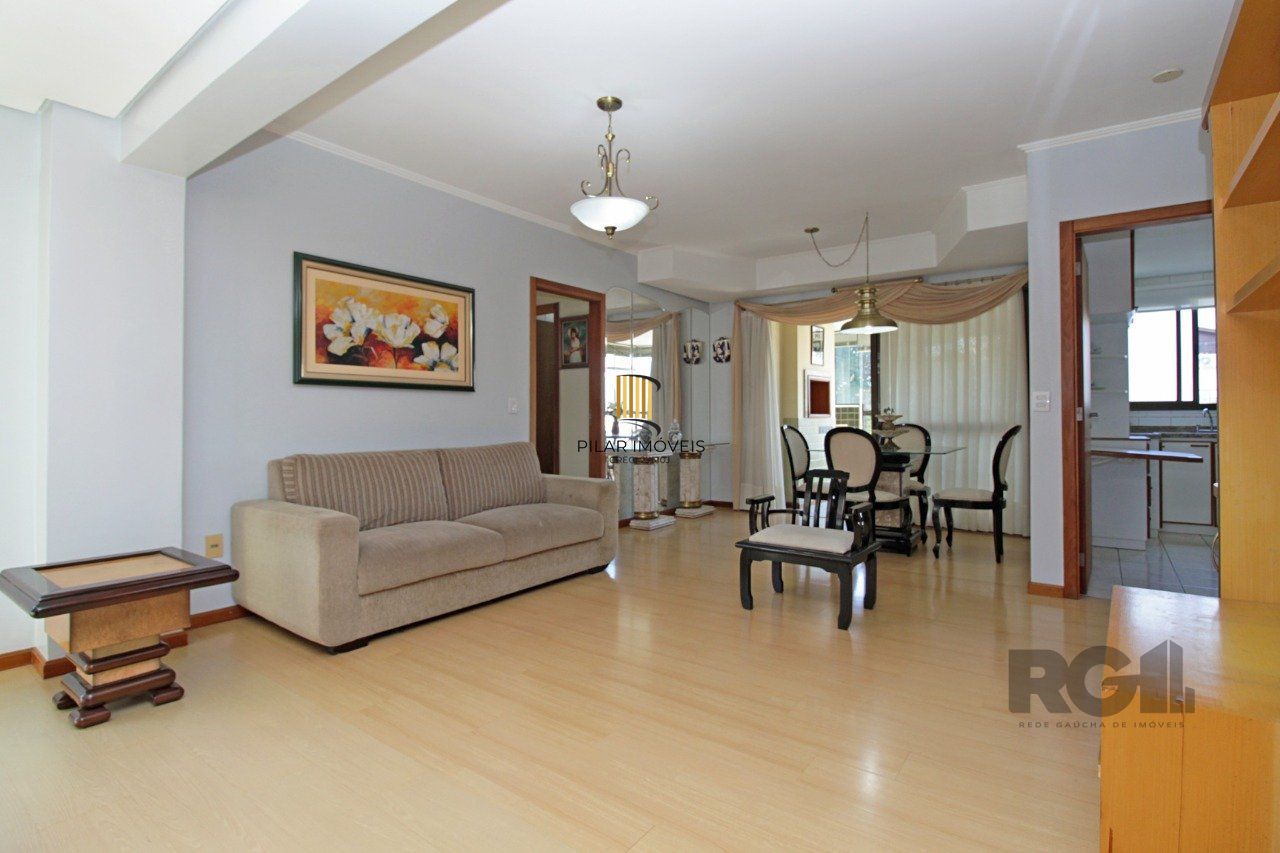 Apartamento de 3 dormitórios, suíte e 2 vagas de garagem no bairro Petrópolis em Porto Alegre