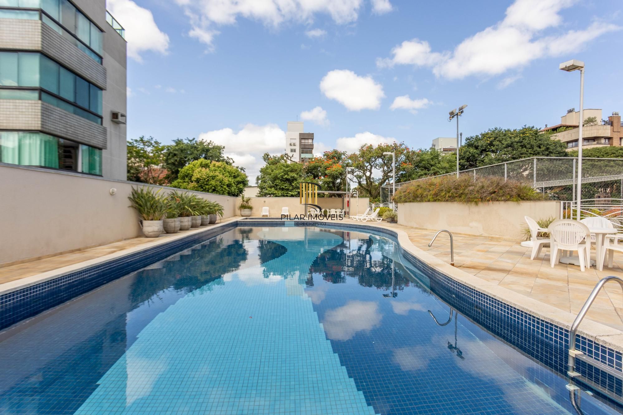 Apartamento 3 quartos 2 vagas de garagem bairro Petrópolis em Porto Alegre