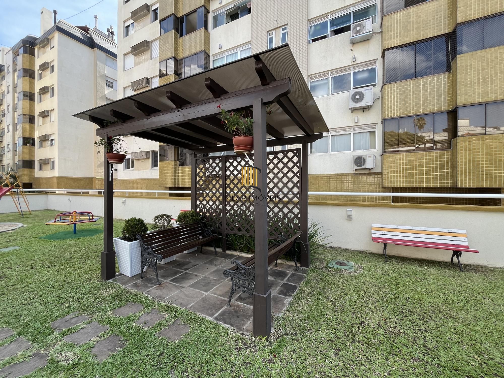 Apartamento de 3 quartos, suíte e 1 vaga de garagem no bairro Cristo Redentor