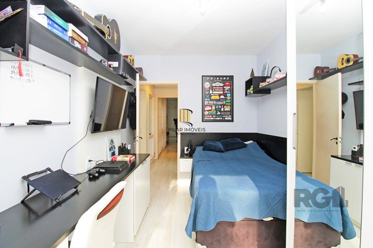 Apartamento de dois dormitórios e dois banheiros no bairro Bom Fim / Rio Branco em Porto Alegre!