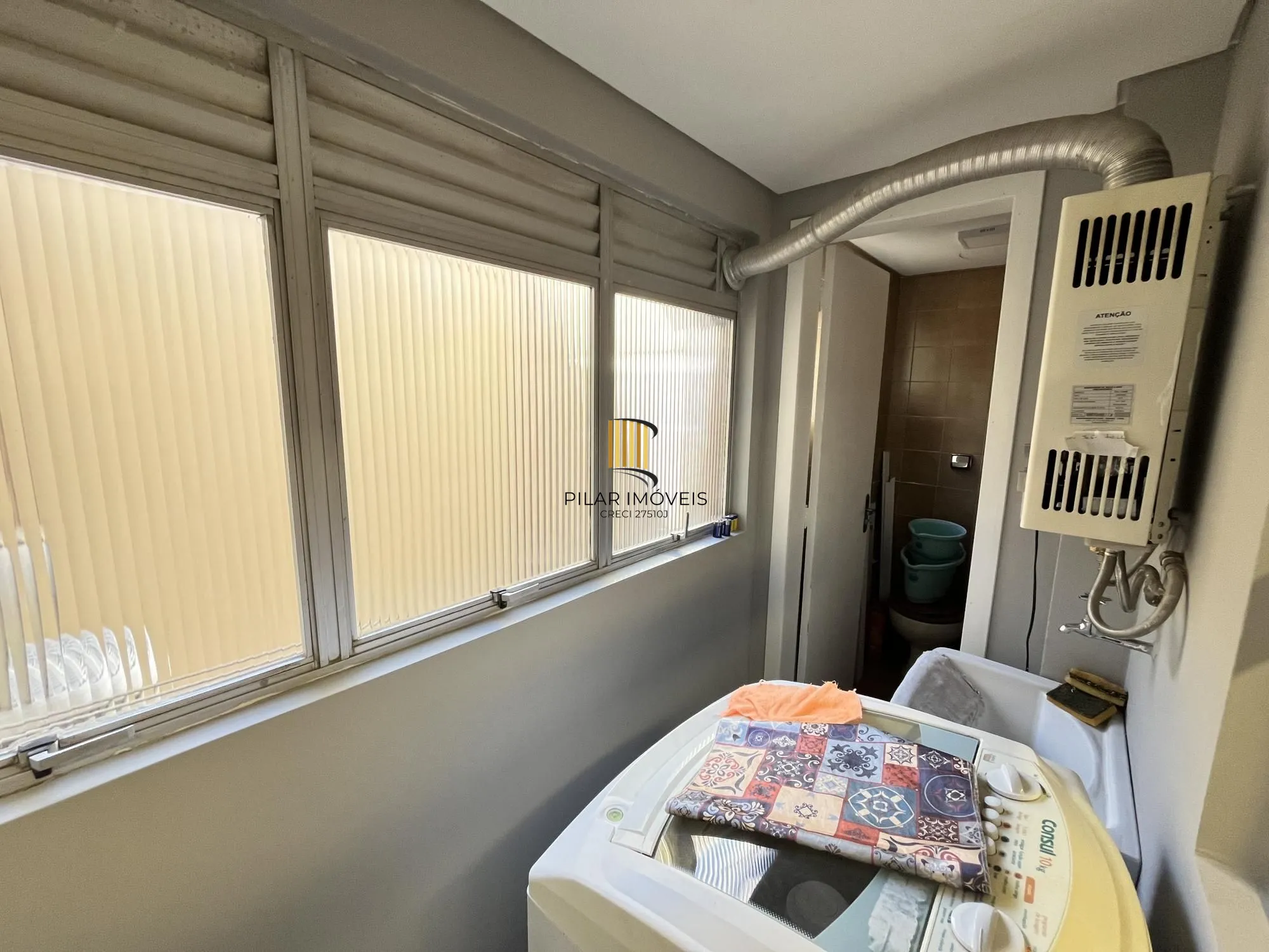 Apartamento de 2 quartos, churrasqueira e vaga no bairro Bom Fim em Porto Alegre