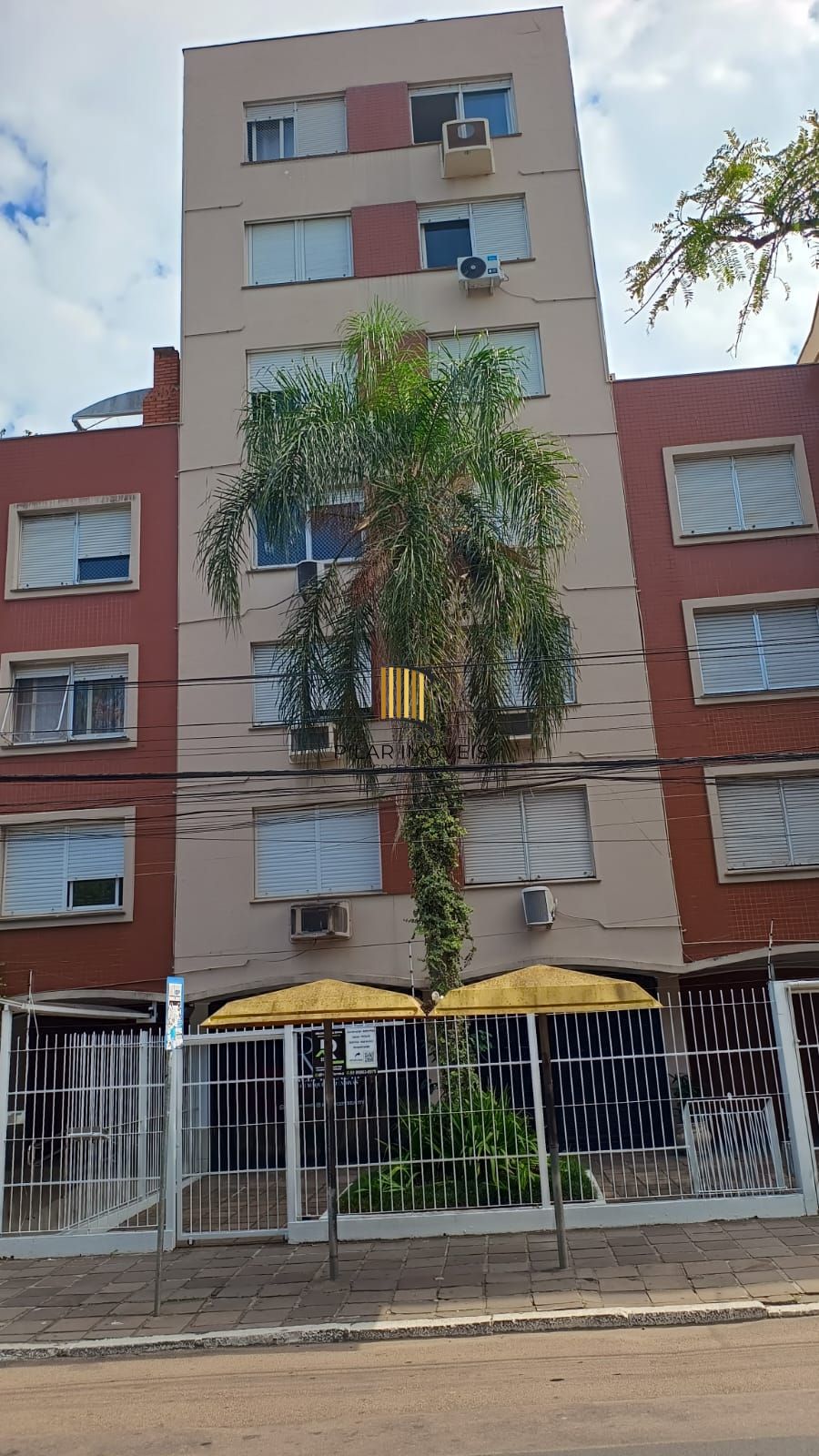 Apartamento garden de 1 dormitório transformado em 2 quartos no bairro Azenha
