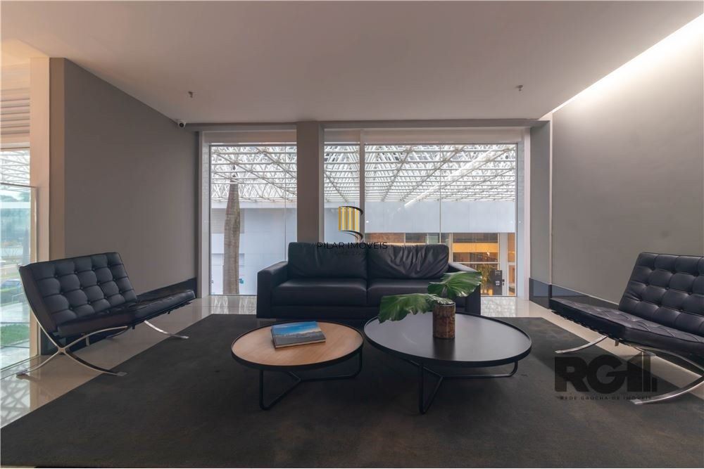 Sala comercial com 36,7 m² de área privativa e 1 vaga(s) de garagem. Localizado na Rua/Av. Doutor Nilo Peçanha, no bairro Bela Vista em Porto Alegre.