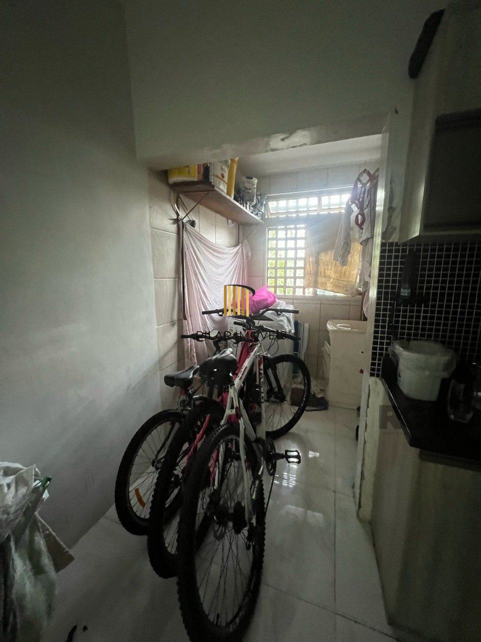Apartamento de dois quartos no bairro Jardim Botânico em Porto Alegre.