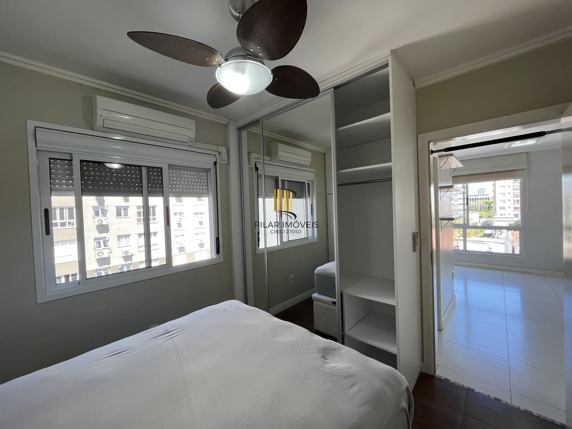 Apartamento de um quarto e uma vaga de garagem no bairro Menino Deus em POA/RS
