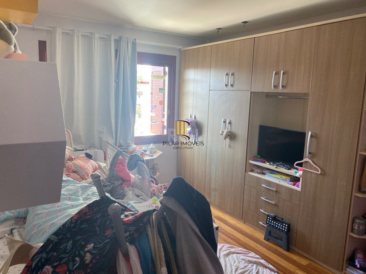 Casa para Venda - 378m², 4 dormitórios, sendo 1 suites, 2 vagas - Chácara das Pedras