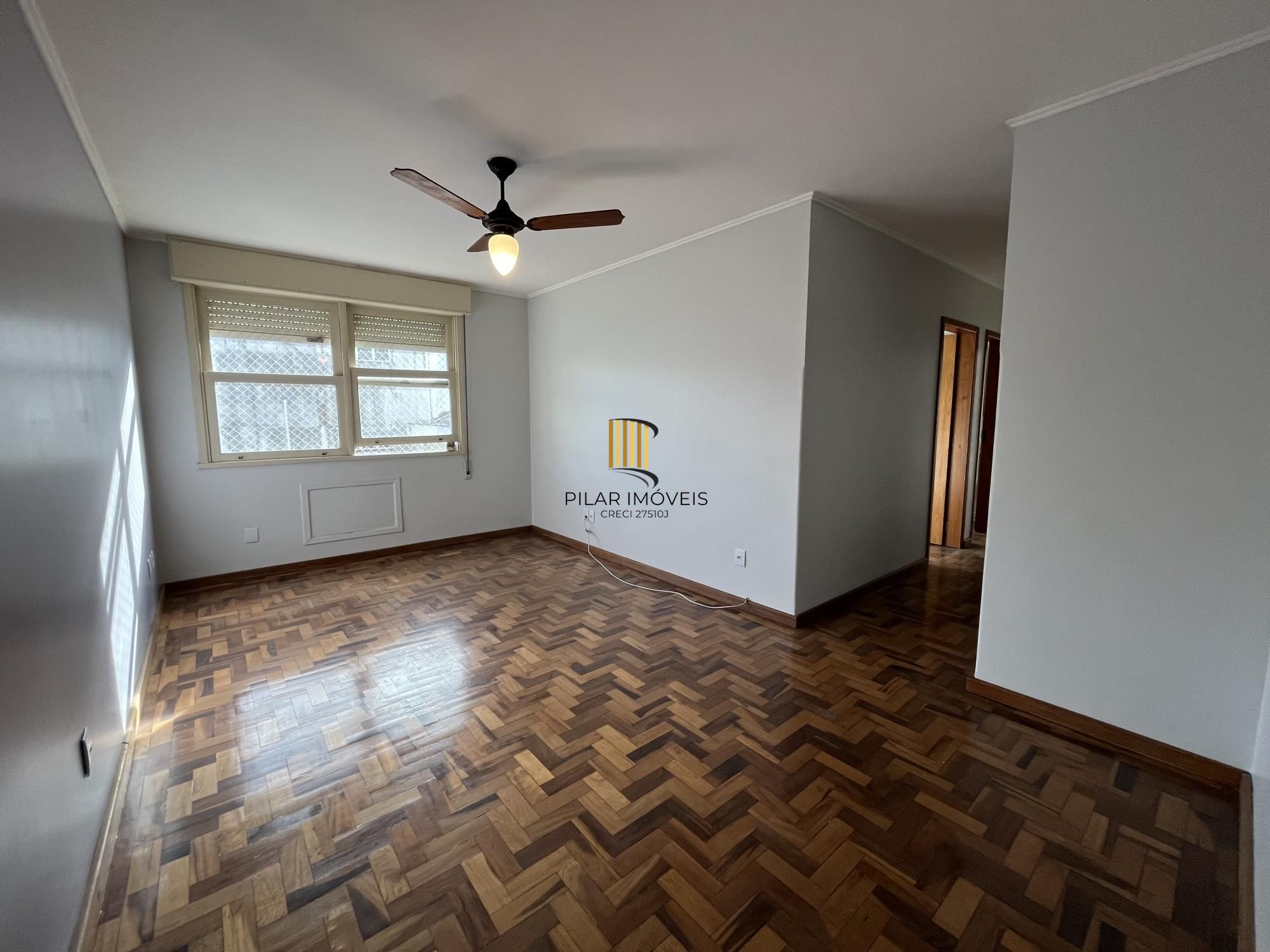 Apartamento de 2 quartos, opção 3º quarto ou gabinete e 1 vaga de garagem