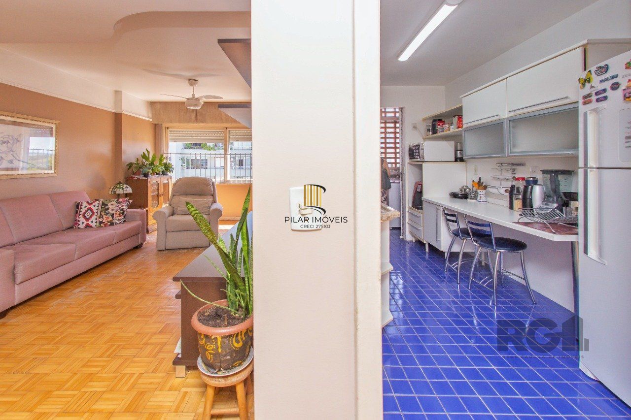 Apartamento de 3 quartos, sacada, dependência de empregada e 1 vaga de garagem